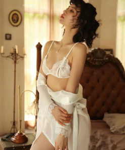 Beyaz Dantelli Fantazi Sütyen ve G-String Takımı TM2090